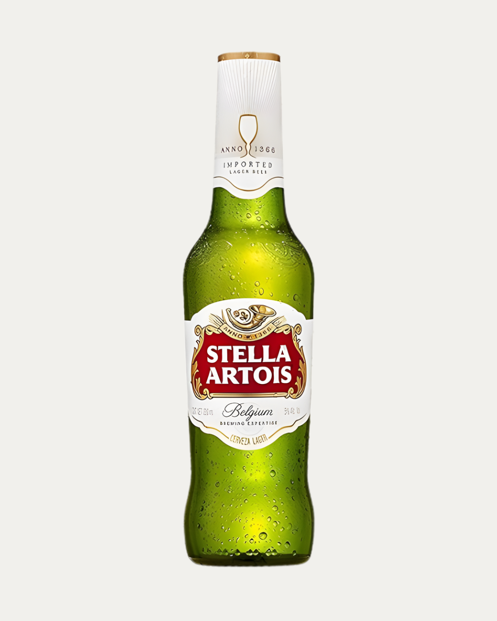 Cerveza premium Stella Artois de 330 ml presentada en caja con 24 piezas.