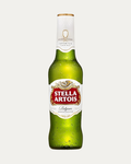 Cerveza premium Stella Artois de 330 ml presentada en caja con 24 piezas.