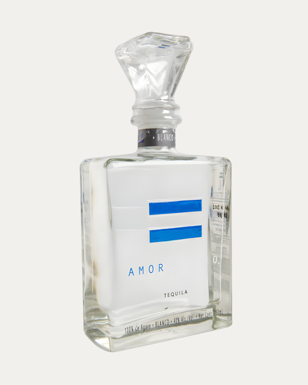 Tequila Blanco Amor Propio de 750 ml presentado en botella individual de alta calidad